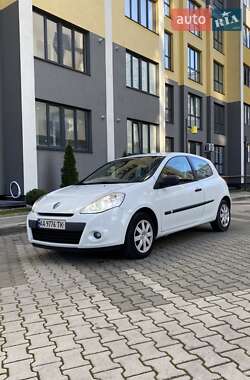 Хэтчбек Renault Clio 2012 в Ивано-Франковске