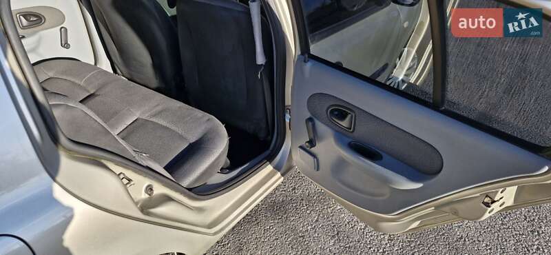 Седан Renault Clio 2007 в Вінниці