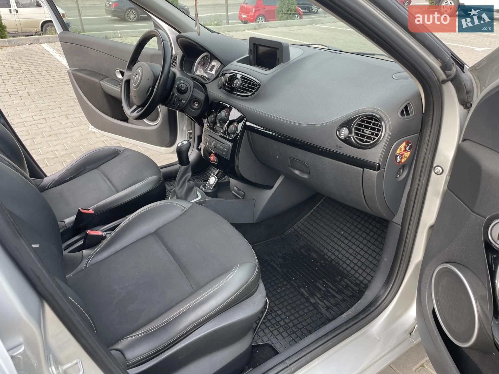 2011 Renault Clio - мініатюра 18