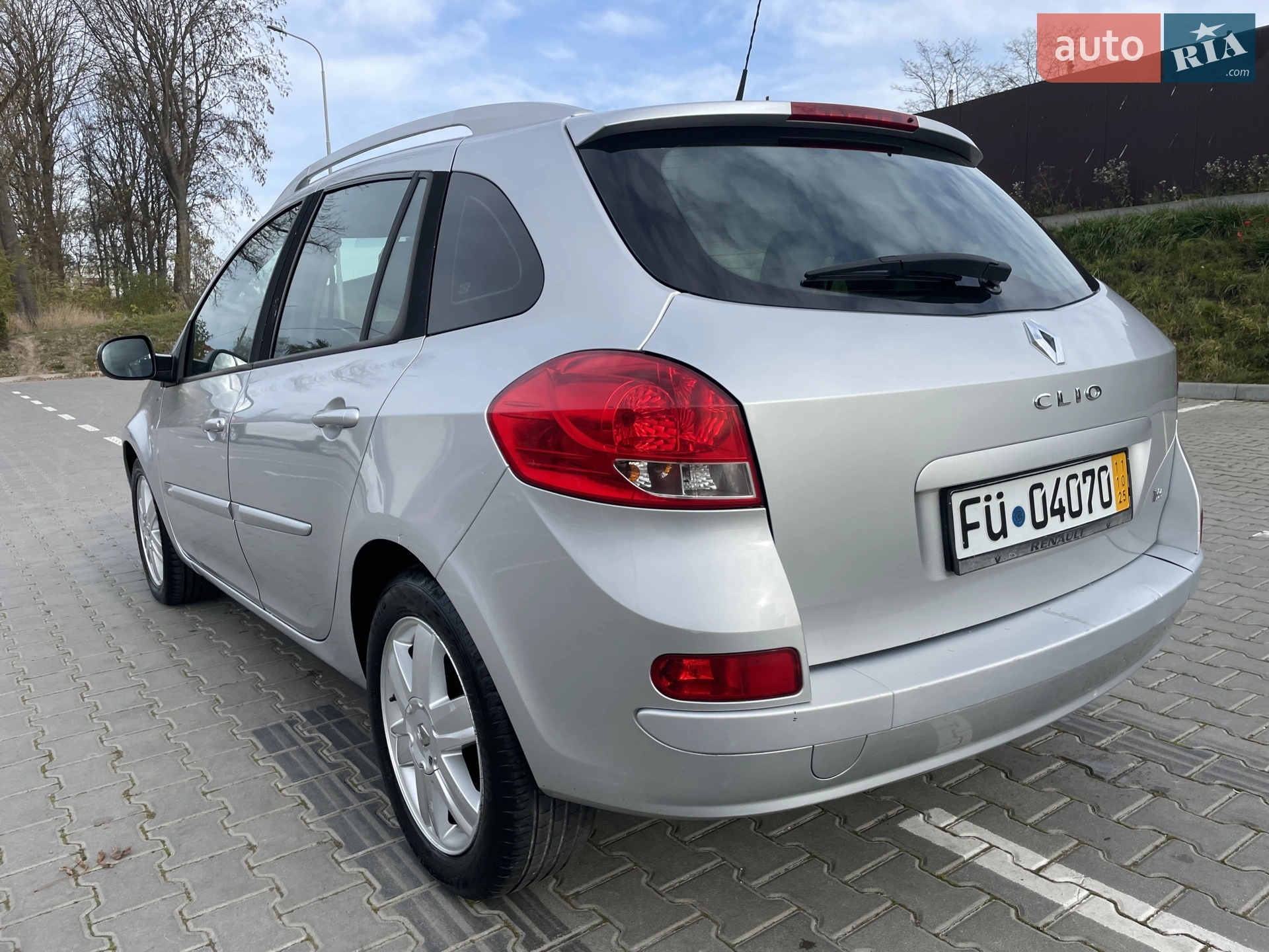 2011 Renault Clio - мініатюра 12