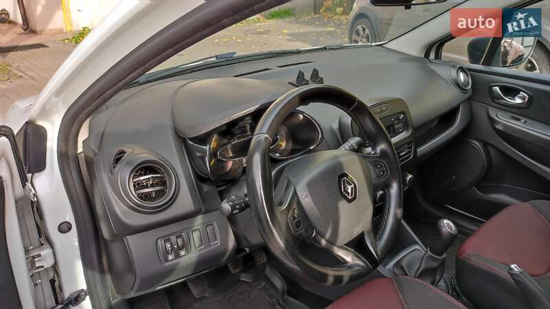 Универсал Renault Clio 2015 в Киеве фото 44 Универсал Renault Clio 2015 в Киеве