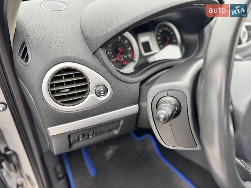 Универсал Renault Clio 2008 в Виннице