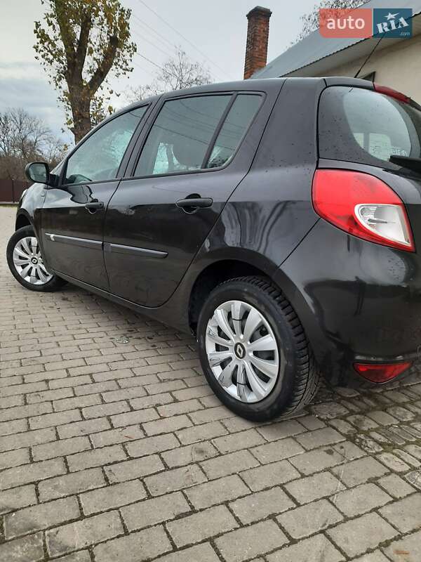 Хэтчбек Renault Clio 2011 в Львове фото 6 Хэтчбек Renault Clio 2011 в Львове