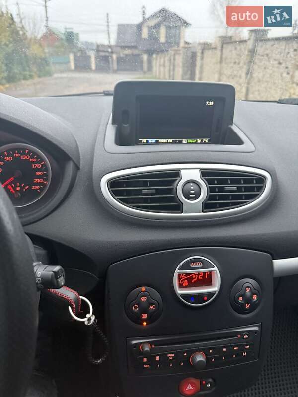 Хетчбек Renault Clio 2011 в Вінниці фото 20 Хетчбек Renault Clio 2011 в Вінниці