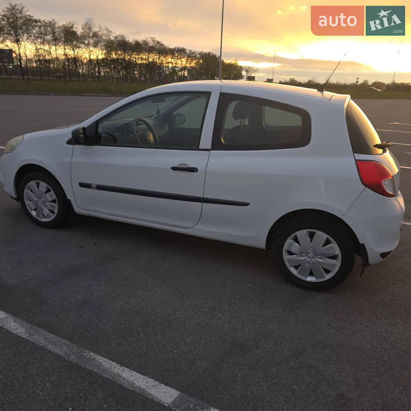 2011 Renault Clio - мініатюра 5
