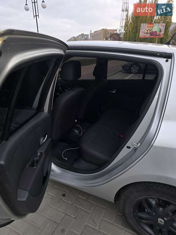 Хетчбек Renault Clio 2008 в Черкасах фото 5 Хетчбек Renault Clio 2008 в Черкасах