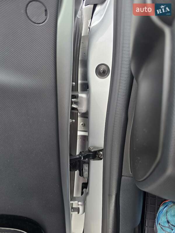 Универсал Renault Clio 2013 в Киеве фото 34 Универсал Renault Clio 2013 в Киеве