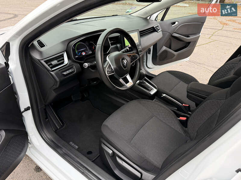 Хетчбек Renault Clio 2022 в Дніпрі
