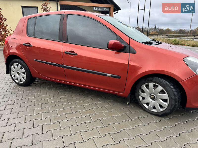 Хетчбек Renault Clio 2007 в Вінниці фото 8 Хетчбек Renault Clio 2007 в Вінниці