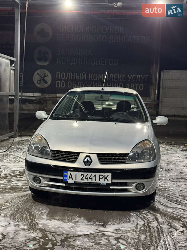 Седан Renault Clio 2005 в Чернігові
