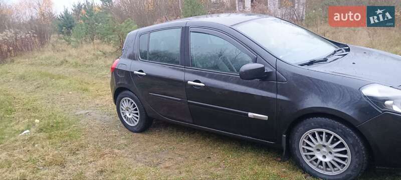 Хэтчбек Renault Clio 2011 в Жовкве фото 11 Хэтчбек Renault Clio 2011 в Жовкве