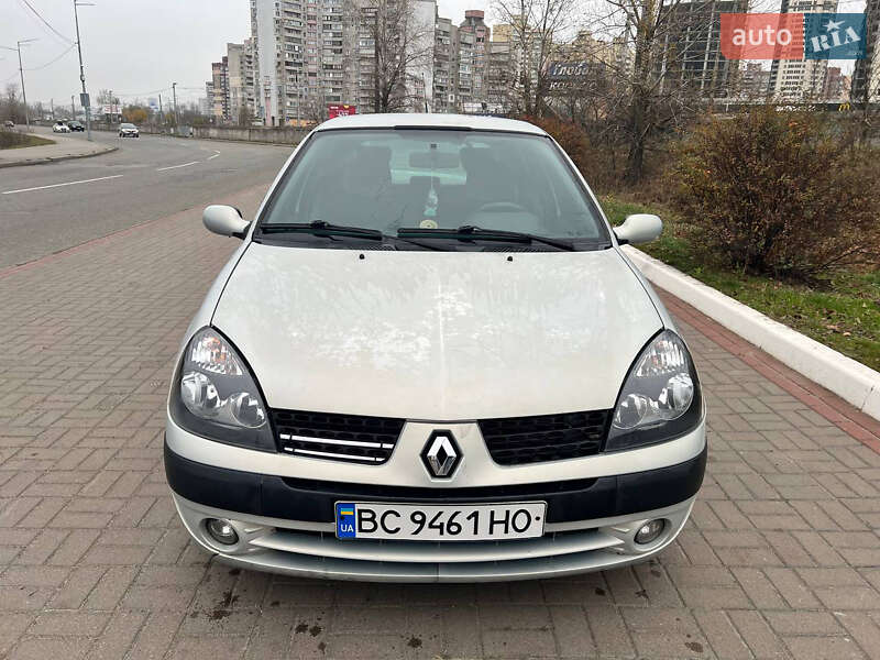 Хетчбек Renault Clio 2002 в Києві фото 5 Хетчбек Renault Clio 2002 в Києві