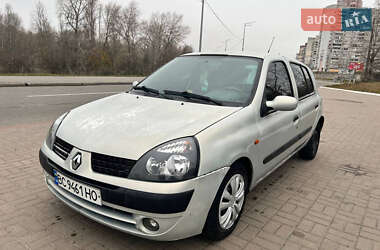 Хэтчбек Renault Clio 2002 в Киеве