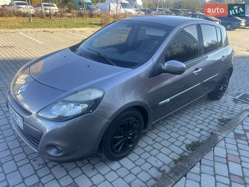 Хетчбек Renault Clio 2011 в Івано-Франківську фото 15 Хетчбек Renault Clio 2011 в Івано-Франківську