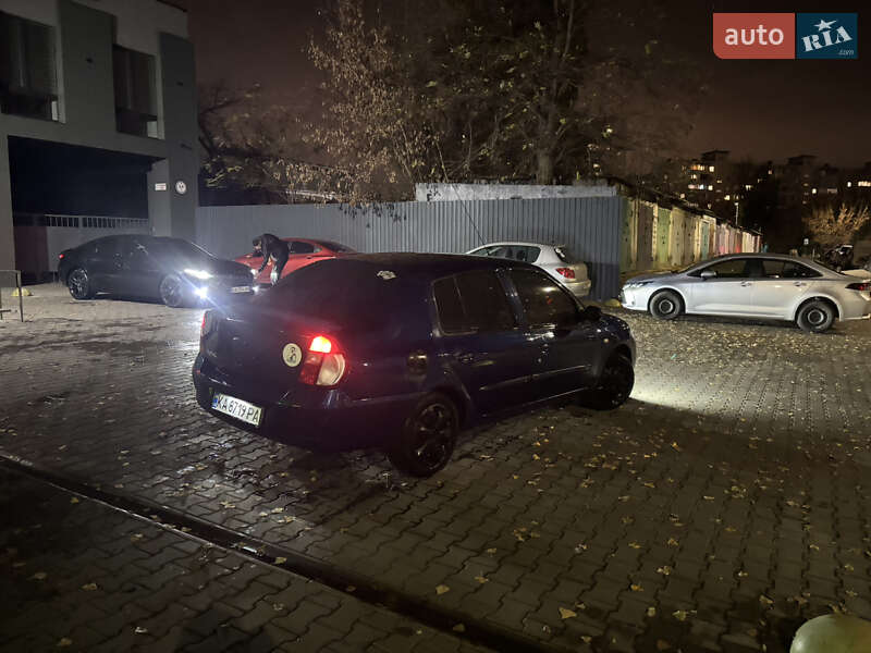 Седан Renault Clio 2007 в Києві