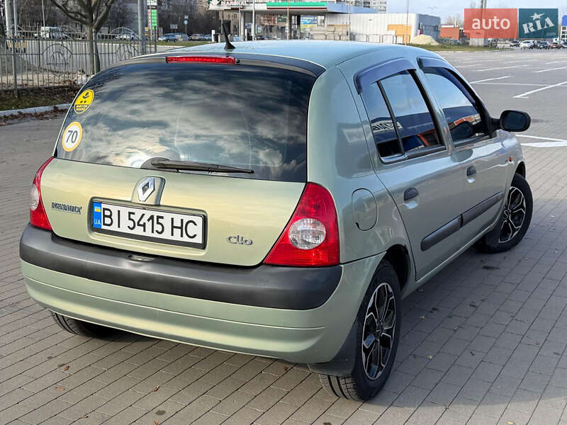 Хетчбек Renault Clio 2003 в Сумах