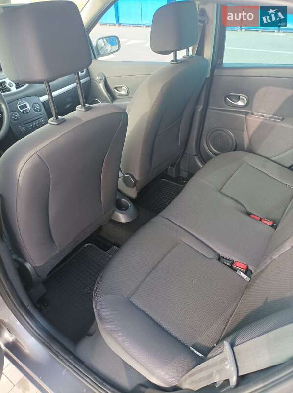 Універсал Renault Clio 2009 в Білій Церкві фото 14 Універсал Renault Clio 2009 в Білій Церкві