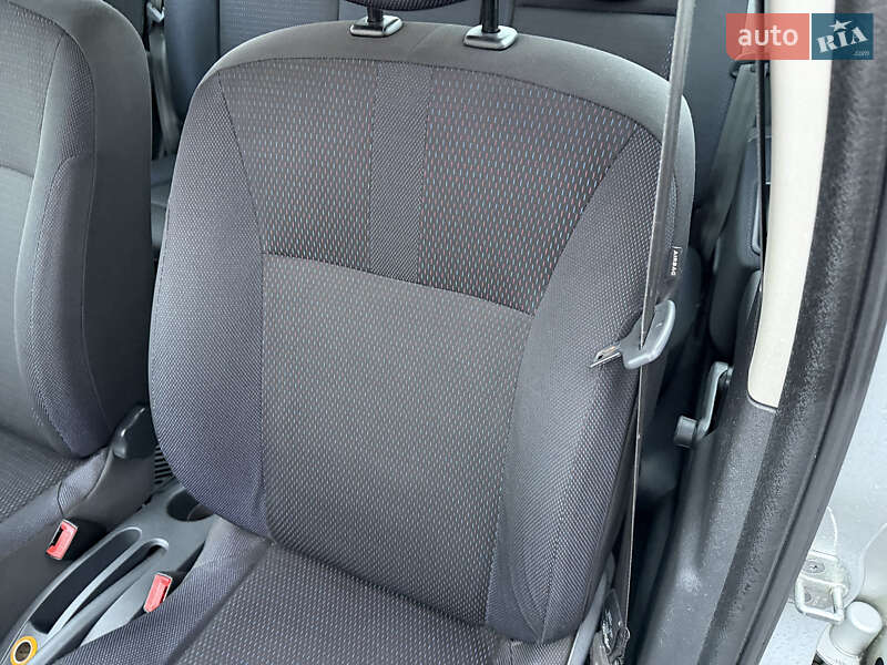 Універсал Renault Clio 2007 в Луцьку фото 48 Універсал Renault Clio 2007 в Луцьку