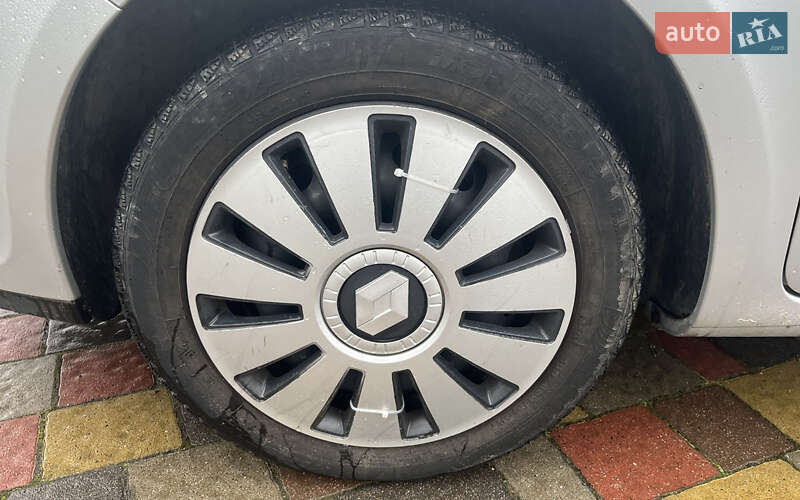 Хетчбек Renault Clio 2007 в Стрию фото 17 Хетчбек Renault Clio 2007 в Стрию