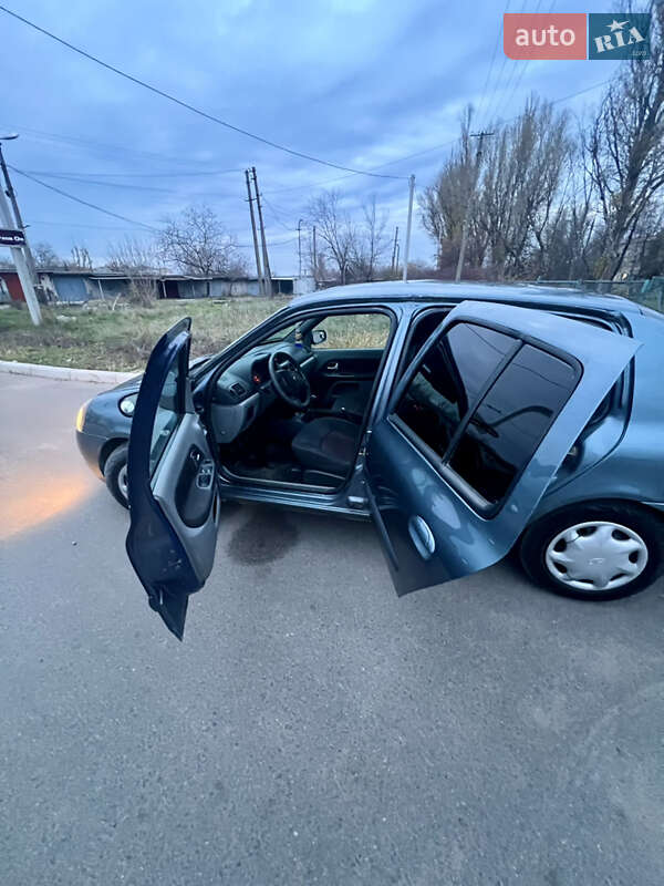Седан Renault Clio 2006 в Кривом Роге фото 9 Седан Renault Clio 2006 в Кривом Роге