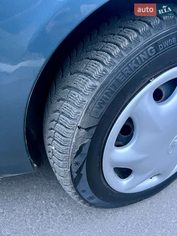 Седан Renault Clio 2006 в Кривом Роге фото 19 Седан Renault Clio 2006 в Кривом Роге