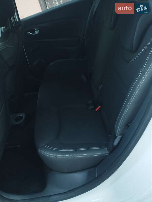 Универсал Renault Clio 2018 в Звягеле