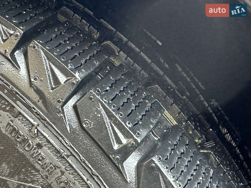 Хэтчбек Renault Clio 2011 в Нетешине фото 10 Хэтчбек Renault Clio 2011 в Нетешине