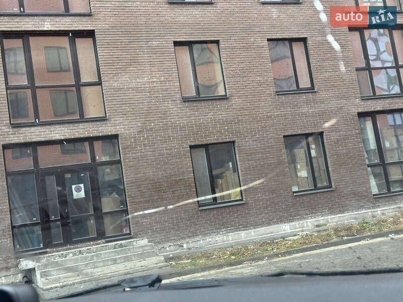 Хэтчбек Renault Clio 2011 в Нетешине фото 28 Хэтчбек Renault Clio 2011 в Нетешине