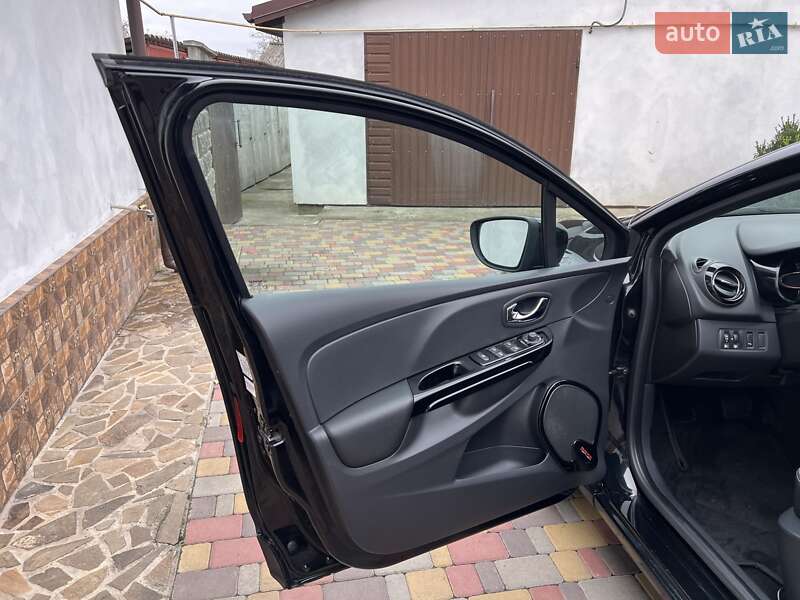 Универсал Renault Clio 2013 в Ровно