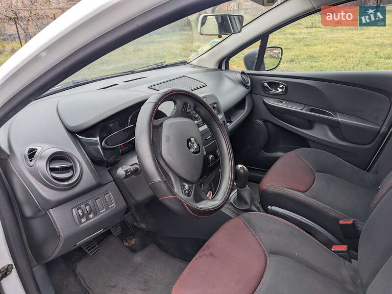 Хэтчбек Renault Clio 2013 в Полтаве