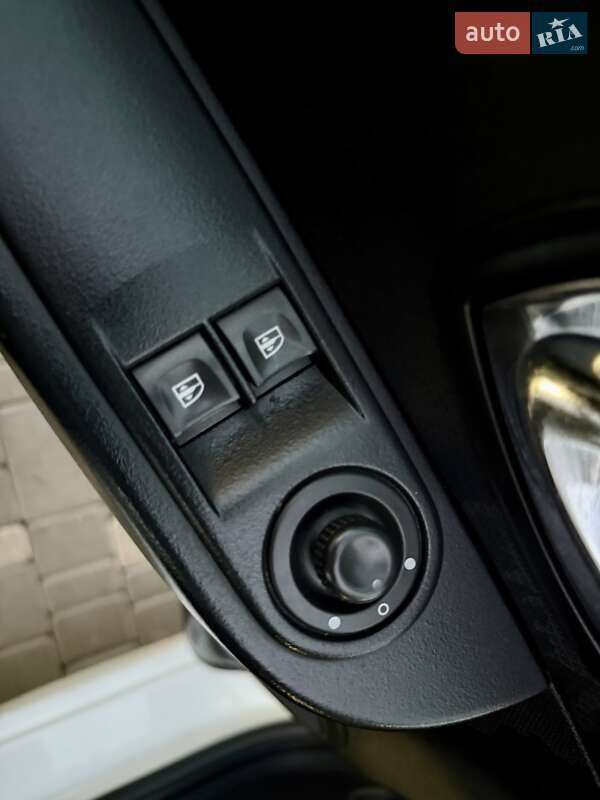 Хэтчбек Renault Clio 2014 в Одессе