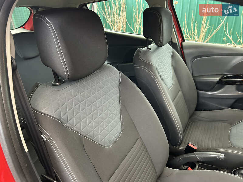Хетчбек Renault Clio 2015 в Білій Церкві фото 58 Хетчбек Renault Clio 2015 в Білій Церкві