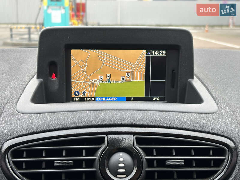 Хэтчбек Renault Clio 2011 в Киеве