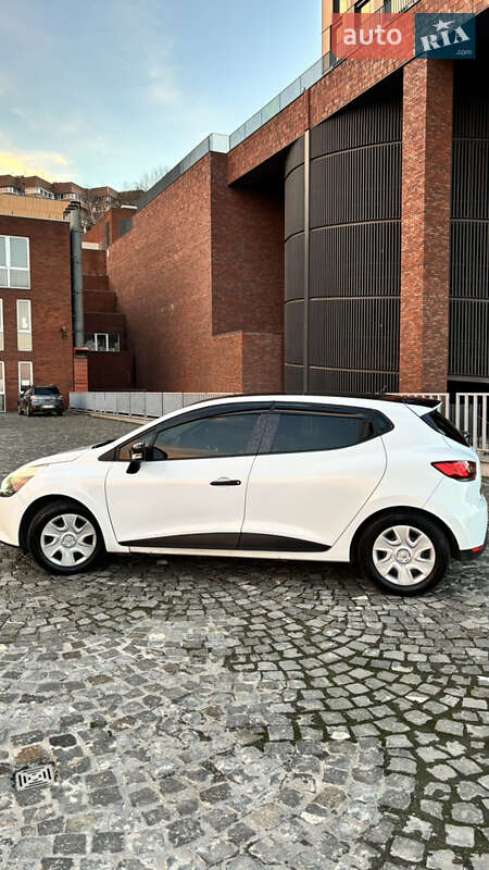 Хетчбек Renault Clio 2016 в Дніпрі
