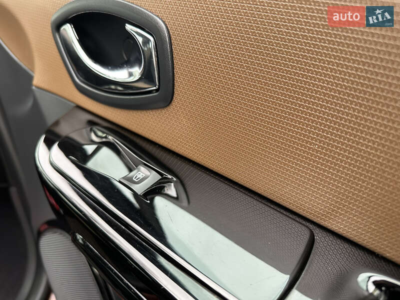 Хетчбек Renault Clio 2013 в Стрию фото 81 Хетчбек Renault Clio 2013 в Стрию