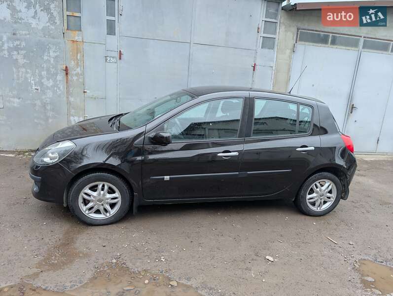 Хэтчбек Renault Clio 2008 в Львове фото 5 Хэтчбек Renault Clio 2008 в Львове