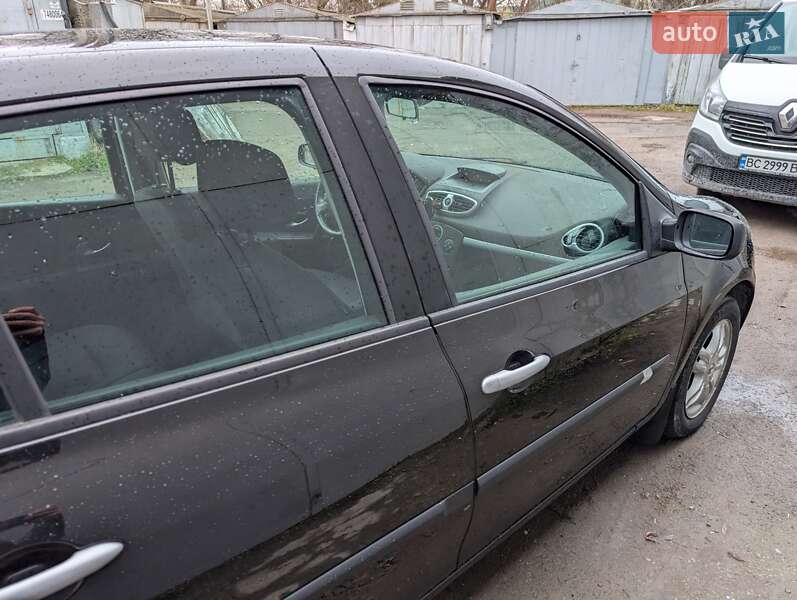 Хэтчбек Renault Clio 2008 в Львове фото 10 Хэтчбек Renault Clio 2008 в Львове