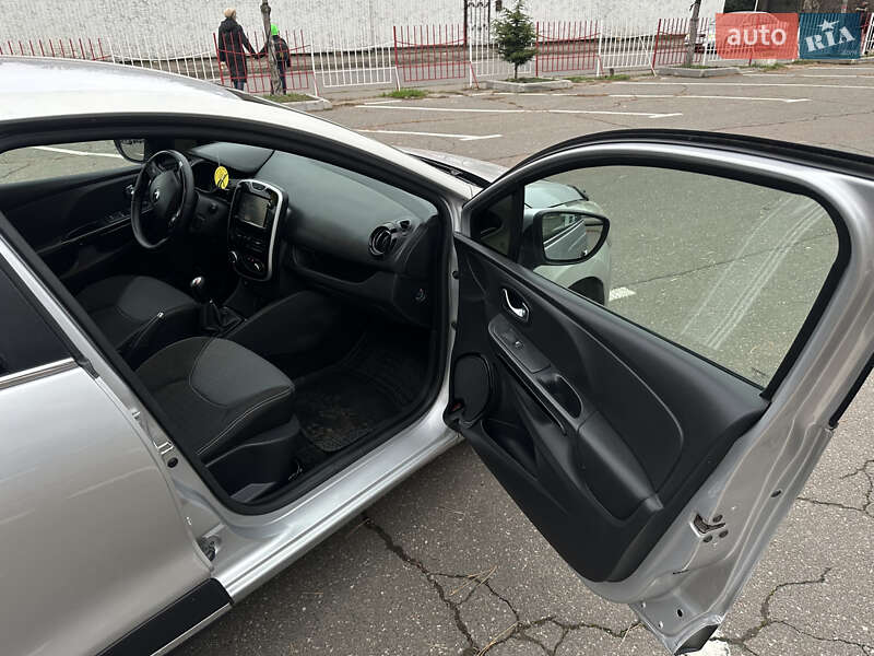 Хэтчбек Renault Clio 2015 в Одессе