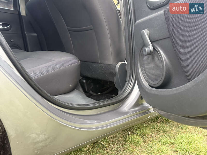 Універсал Renault Clio 2008 в Полтаві фото 6 Універсал Renault Clio 2008 в Полтаві