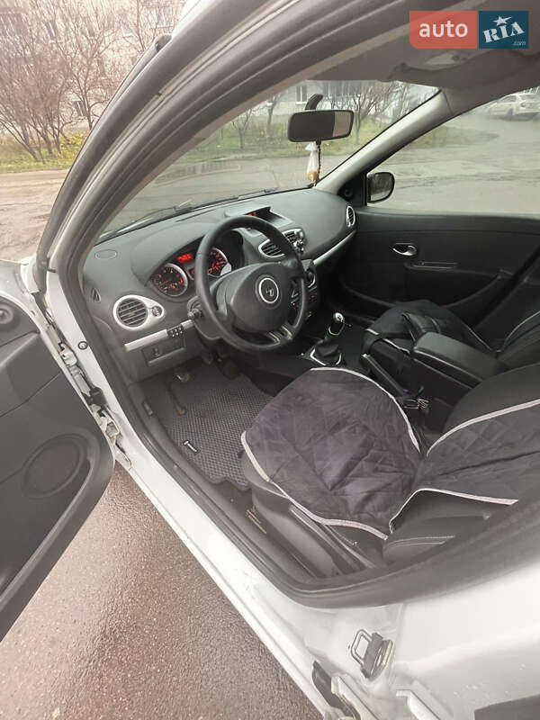 Универсал Renault Clio 2012 в Конотопе фото 17 Универсал Renault Clio 2012 в Конотопе