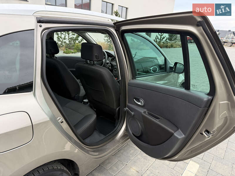 Універсал Renault Clio 2009 в Луцьку