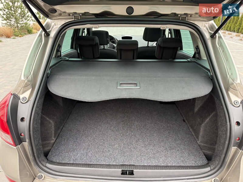 Універсал Renault Clio 2009 в Луцьку