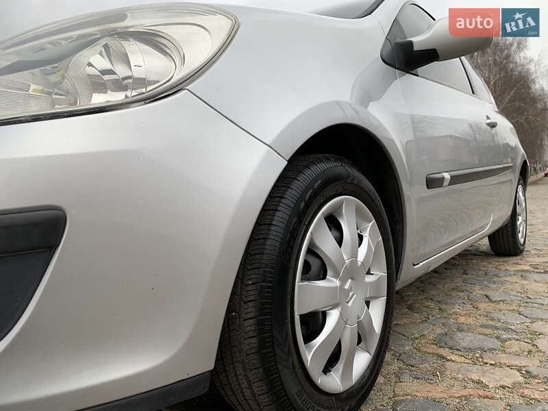 Хетчбек Renault Clio 2008 в Білій Церкві фото 13 Хетчбек Renault Clio 2008 в Білій Церкві