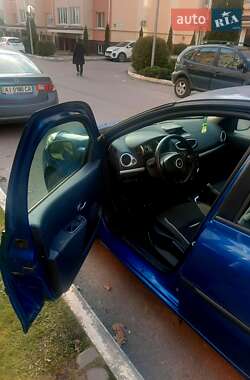 Хетчбек Renault Clio 2011 в Києві