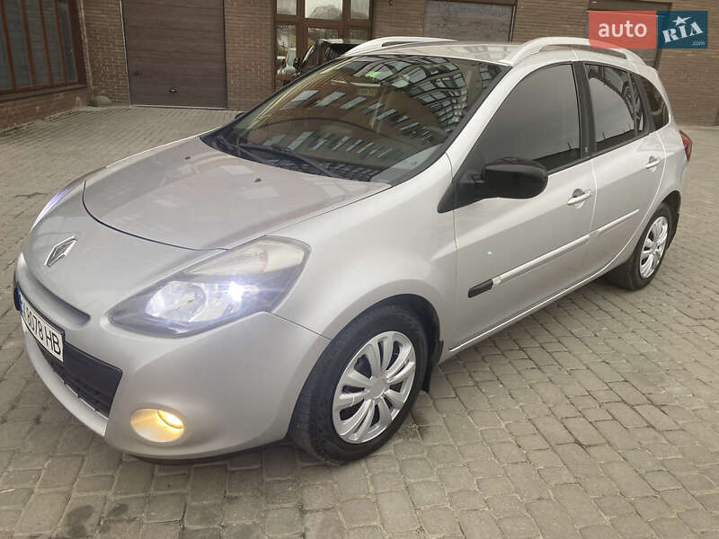 Renault Clio 2011 Renault Clio 2011