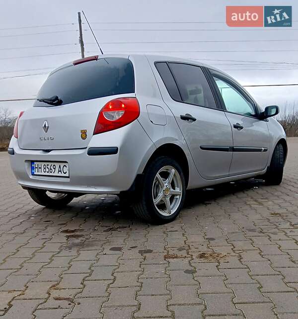Renault Clio 2008 Renault Clio 2008