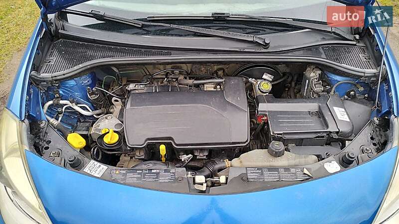 Хэтчбек Renault Clio 2005 в Сумах