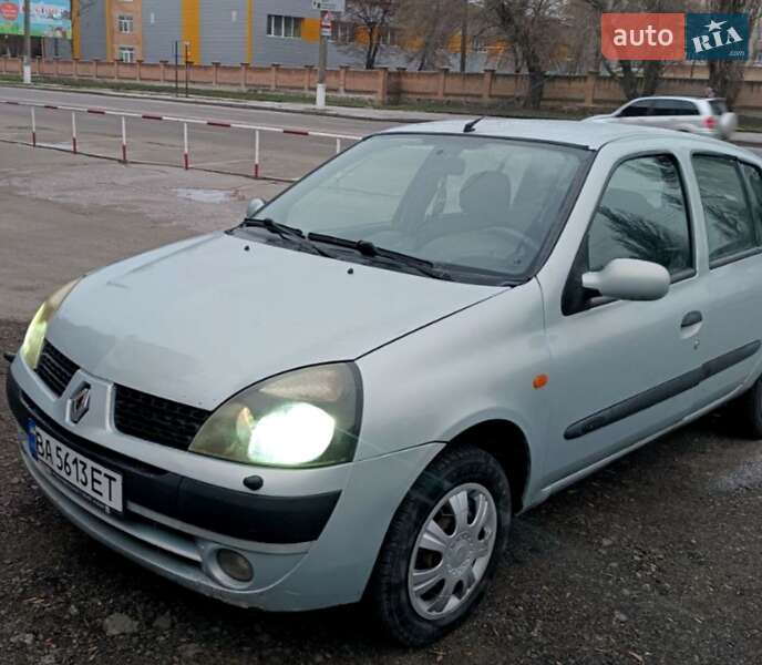 Renault Clio 2003 Renault Clio 2003
