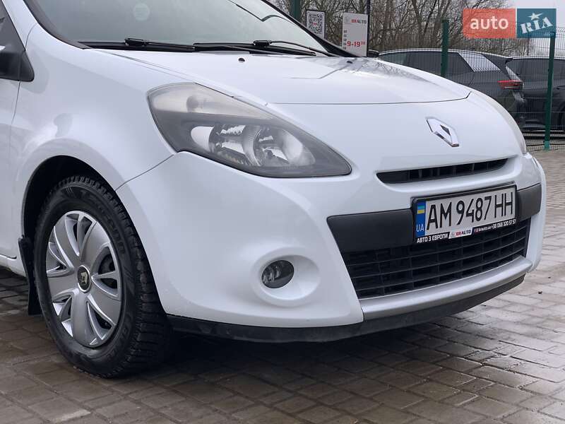 Хэтчбек Renault Clio 2012 в Бердичеве