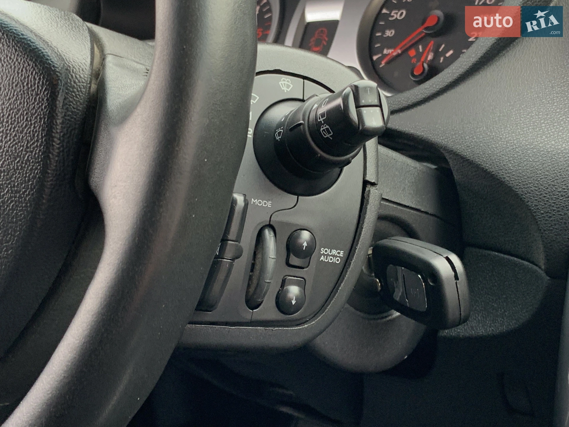 2012 Renault Clio - мініатюра 38